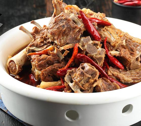 餐饮管理企业案例:九月生联手印象毡房,带你领略蒙古风情